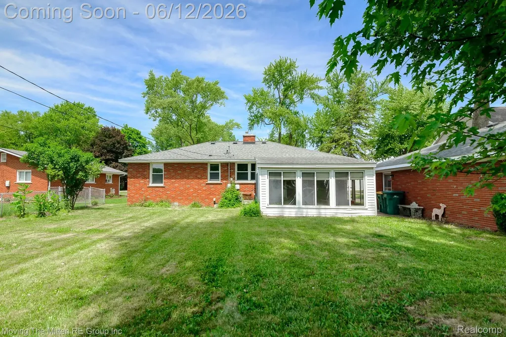 57 W Spencer Street Van Buren Charter Township MI 48111