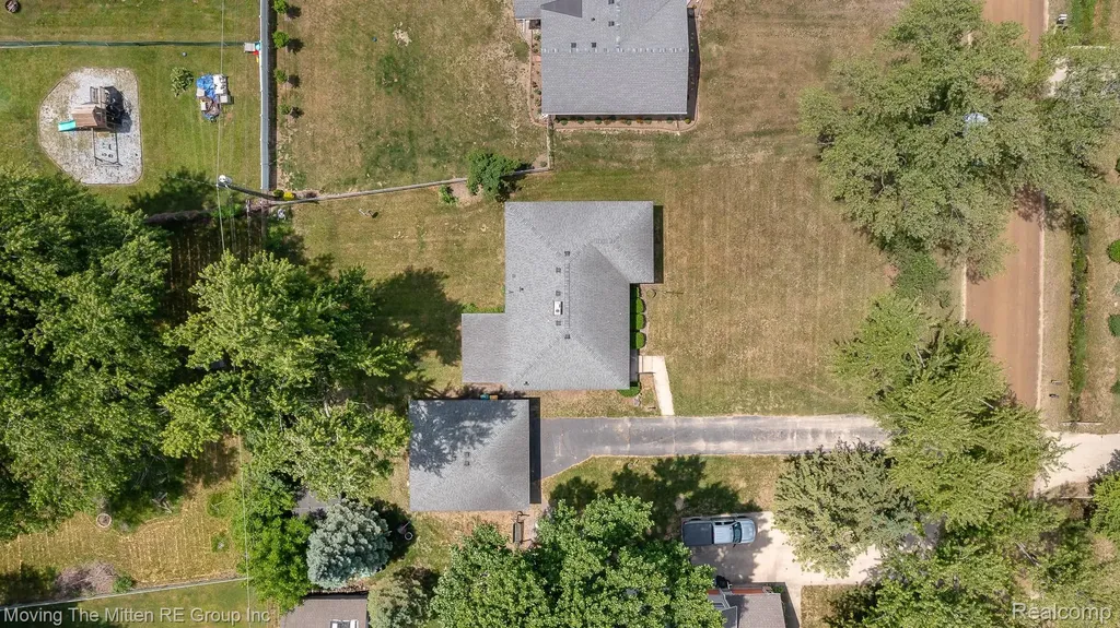 57 W Spencer Street Van Buren Charter Township MI 48111
