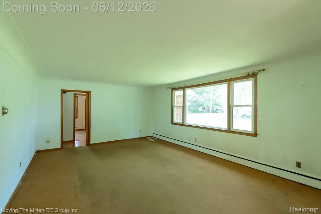 57 W Spencer Street Van Buren Charter Township MI 48111