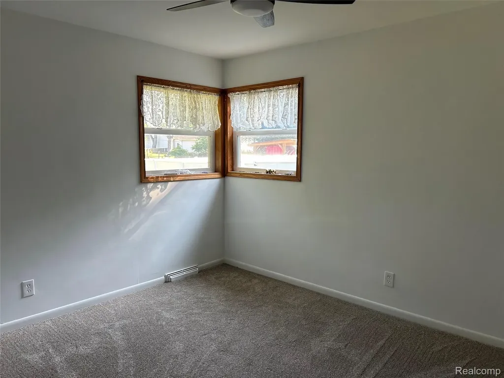 5060 Armstrong Avenue Fairgrove Village MI 48733