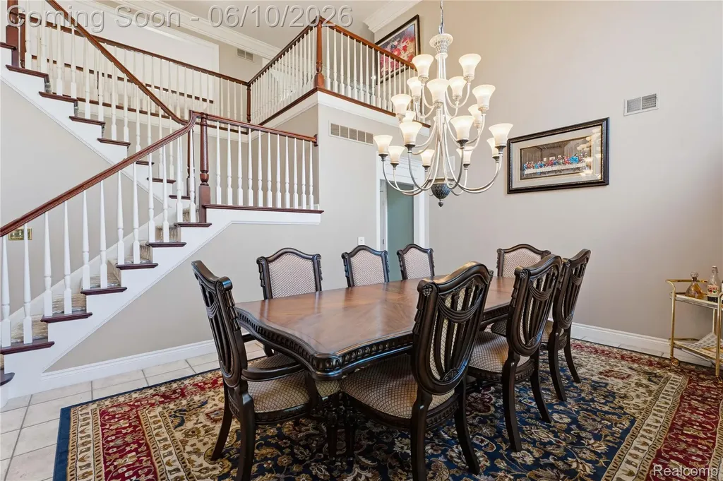 5173 Serena Drive Troy City MI 48098