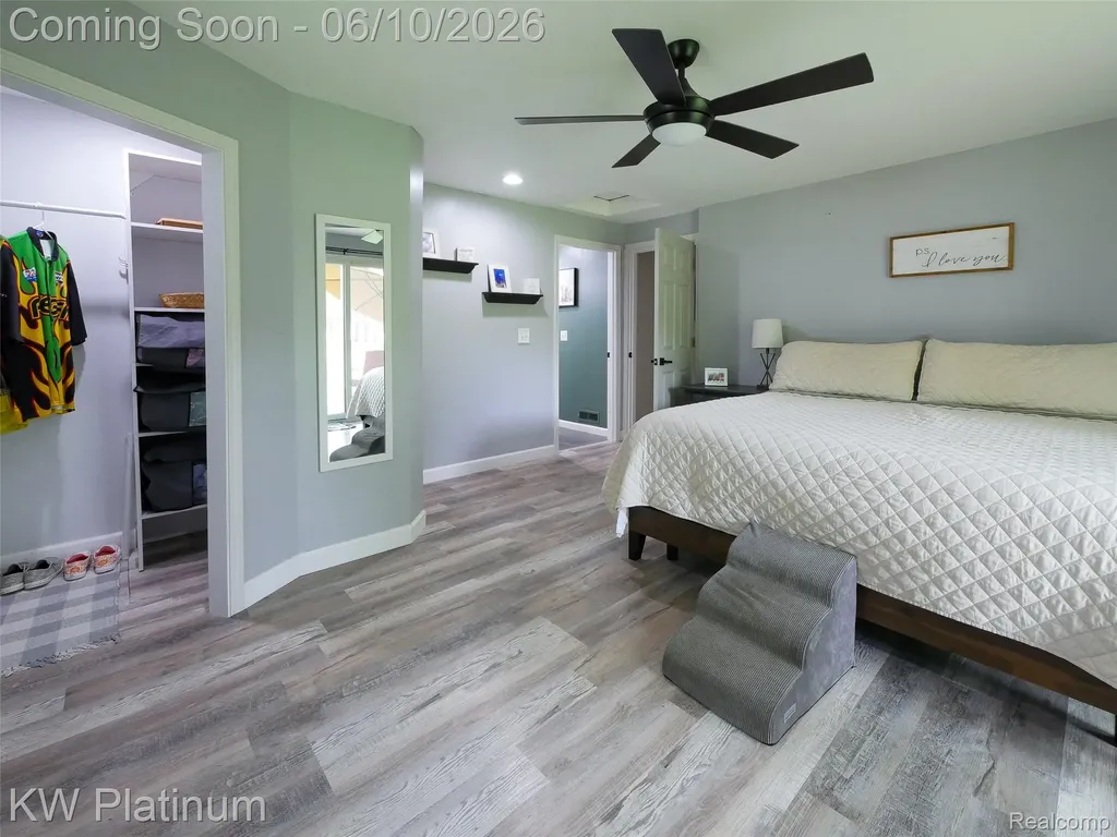 5324 Ravenswood Road Kimball Township MI 48074