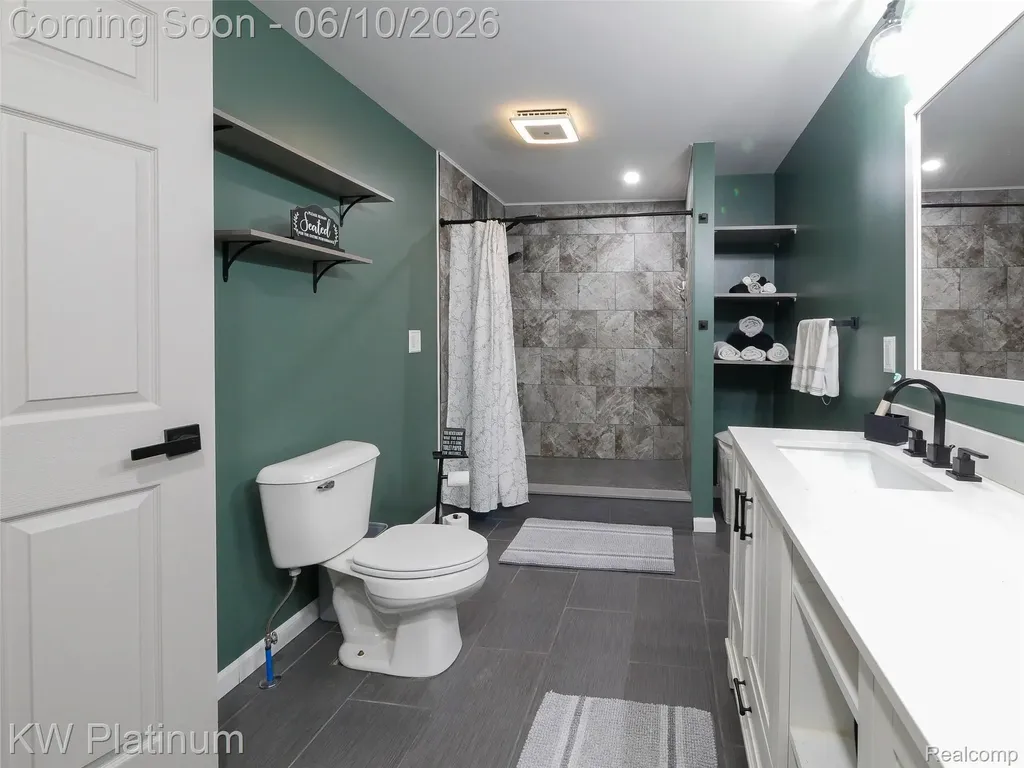 5324 Ravenswood Road Kimball Township MI 48074