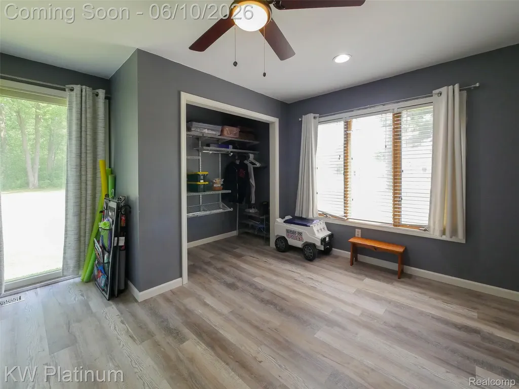 5324 Ravenswood Road Kimball Township MI 48074