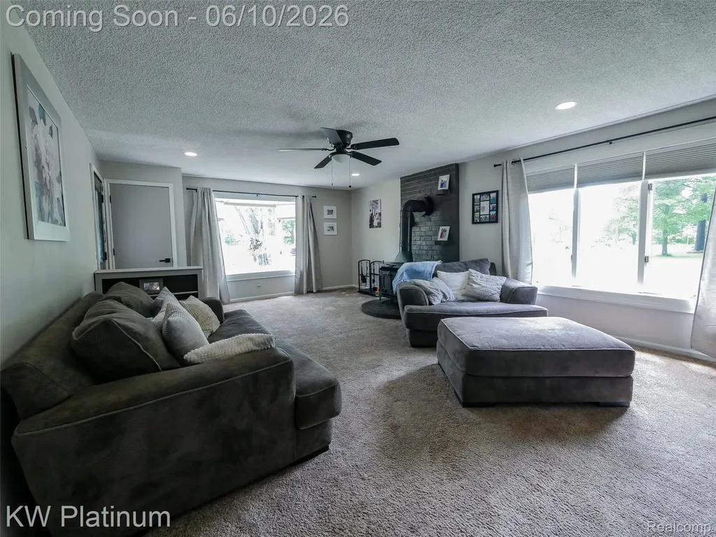5324 Ravenswood Road Kimball Township MI 48074