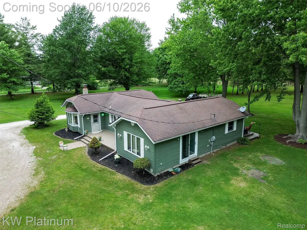 5324 Ravenswood Road Kimball Township MI 48074