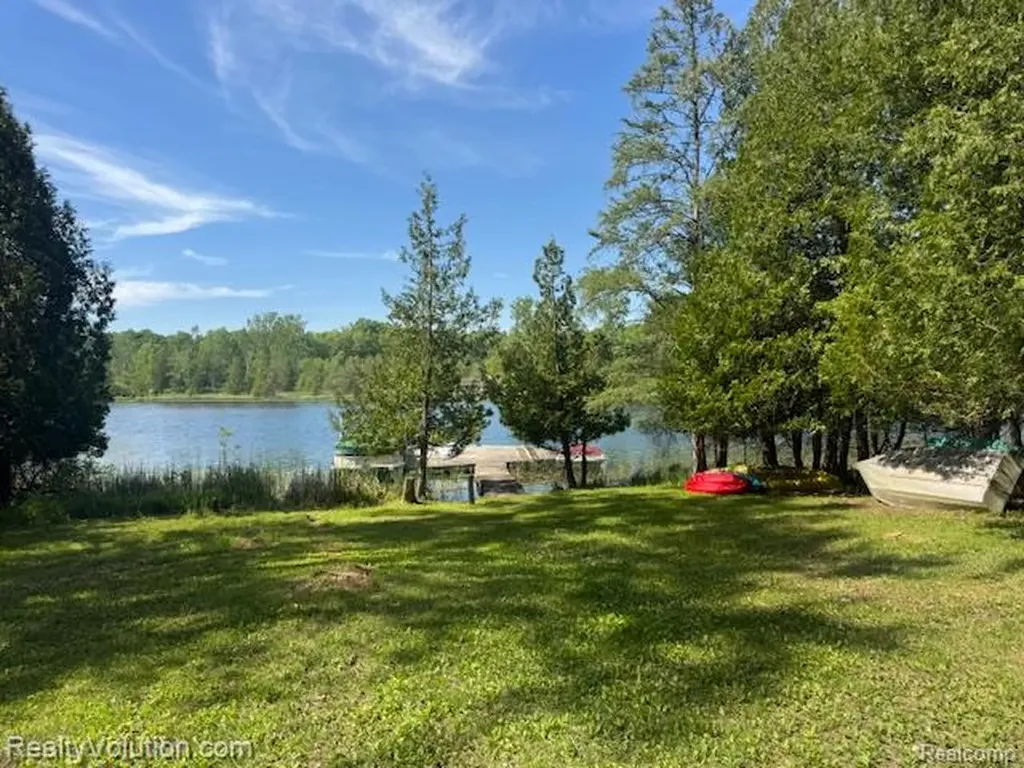 1702 Birch Road Attica Township MI 48412