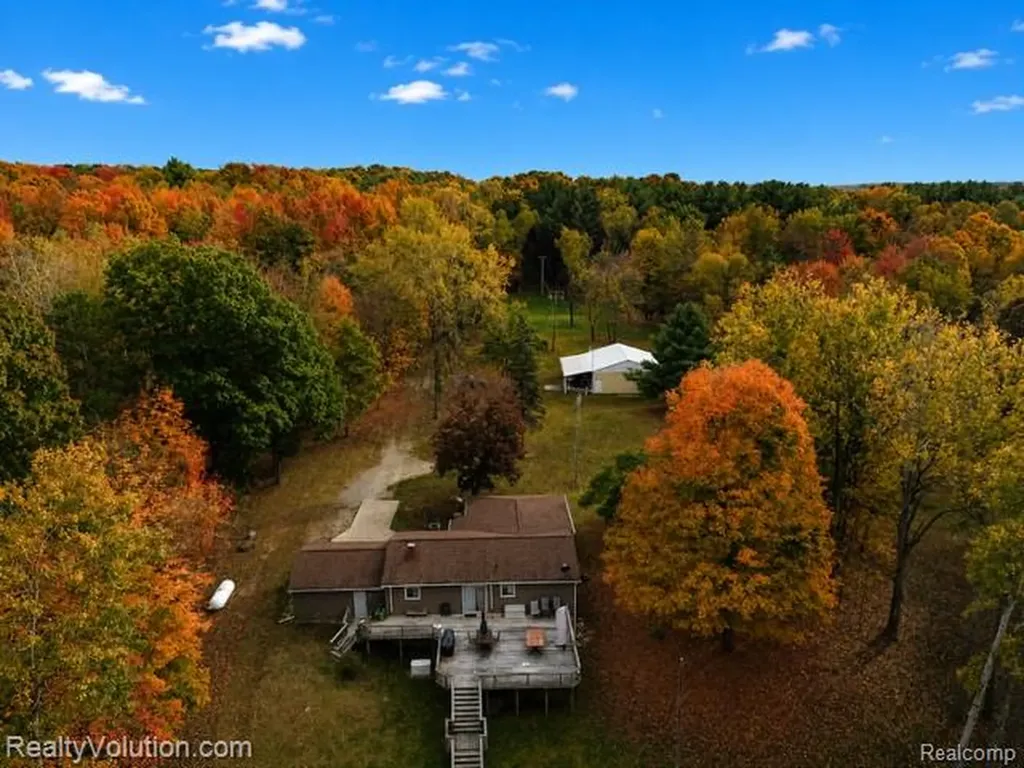1702 Birch Road Attica Township MI 48412