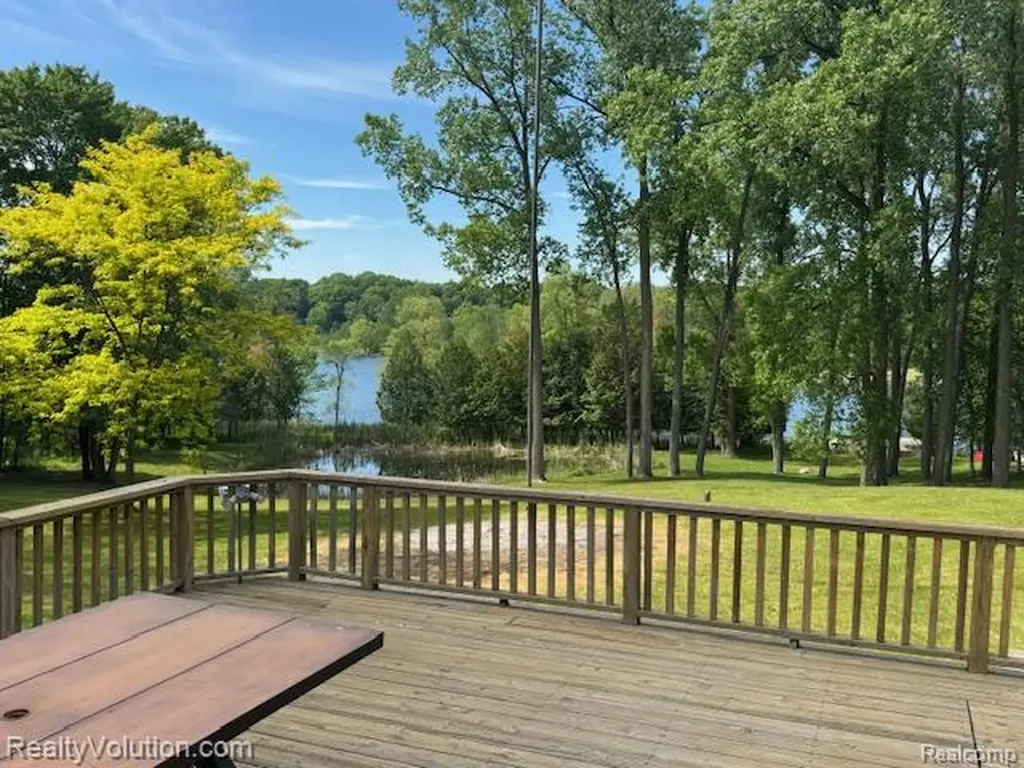 1702 Birch Road Attica Township MI 48412