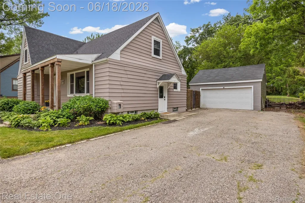 2275 Richwood Road Auburn Hills City MI 48326