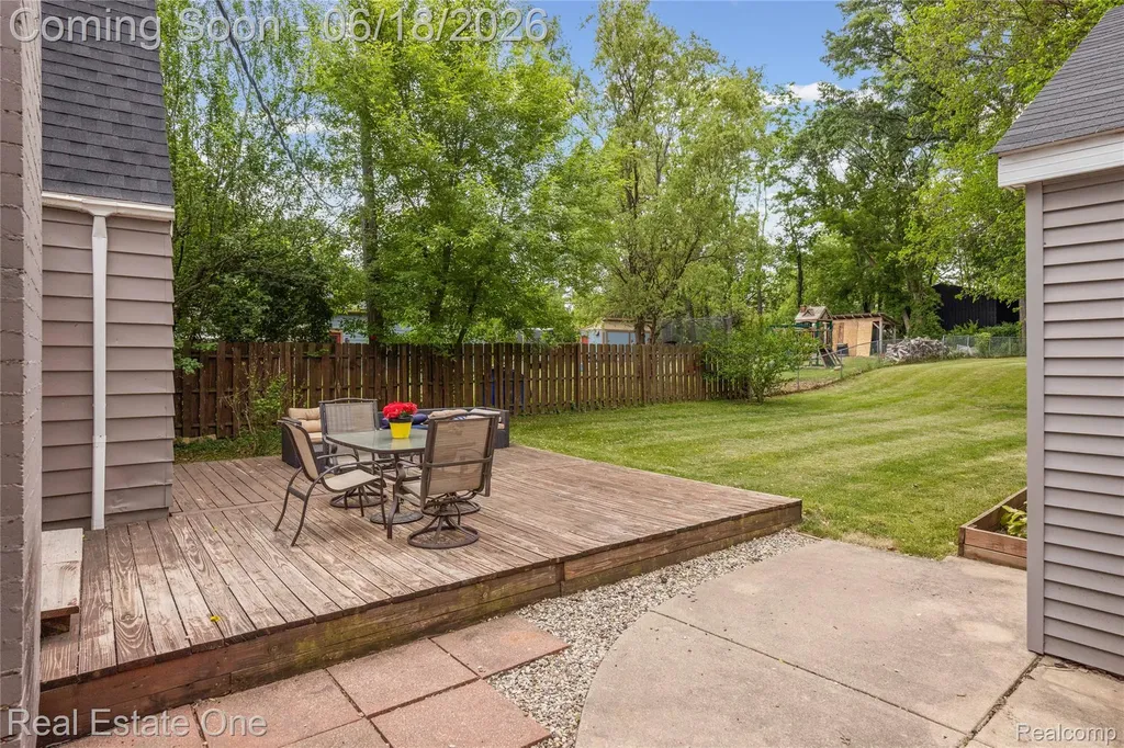 2275 Richwood Road Auburn Hills City MI 48326