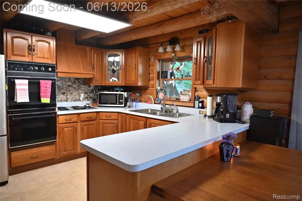 16501 Hannan Road Romulus City MI 48174
