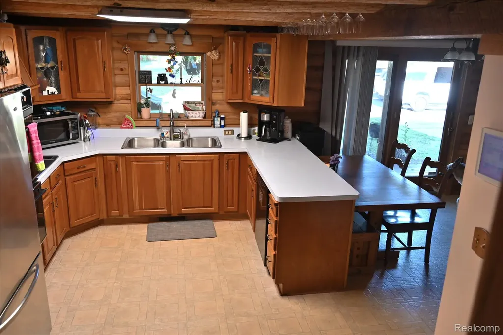 16501 Hannan Road Romulus City MI 48174