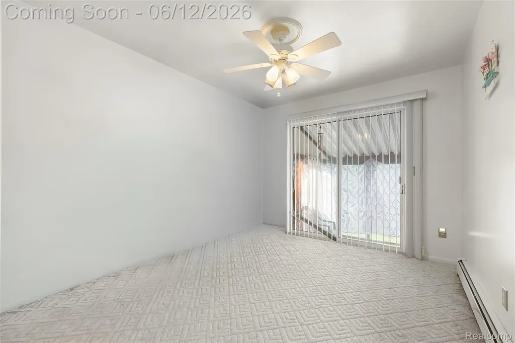 25204 Franklin Terrace South Lyon City MI 48178