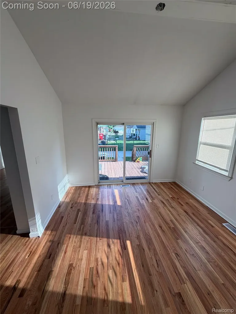 26017 Ronald Street Roseville City MI 48066