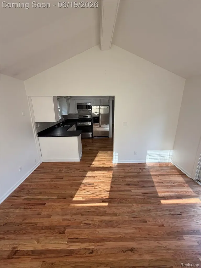 26017 Ronald Street Roseville City MI 48066