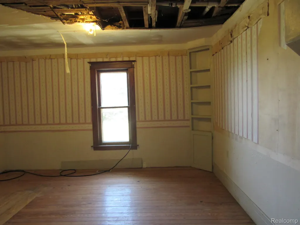 695 W Cass Avenue Road Portsmouth Charter Township MI 48708