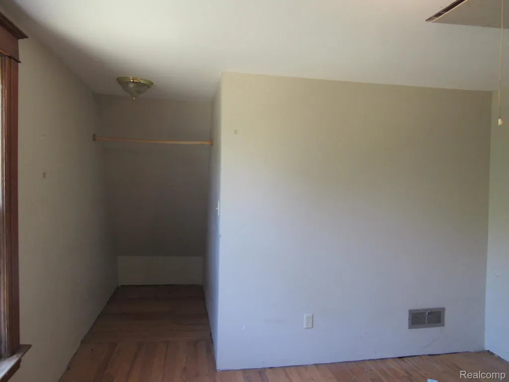 695 W Cass Avenue Road Portsmouth Charter Township MI 48708