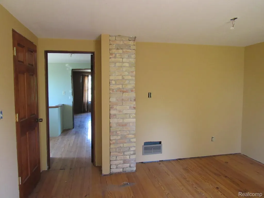 695 W Cass Avenue Road Portsmouth Charter Township MI 48708