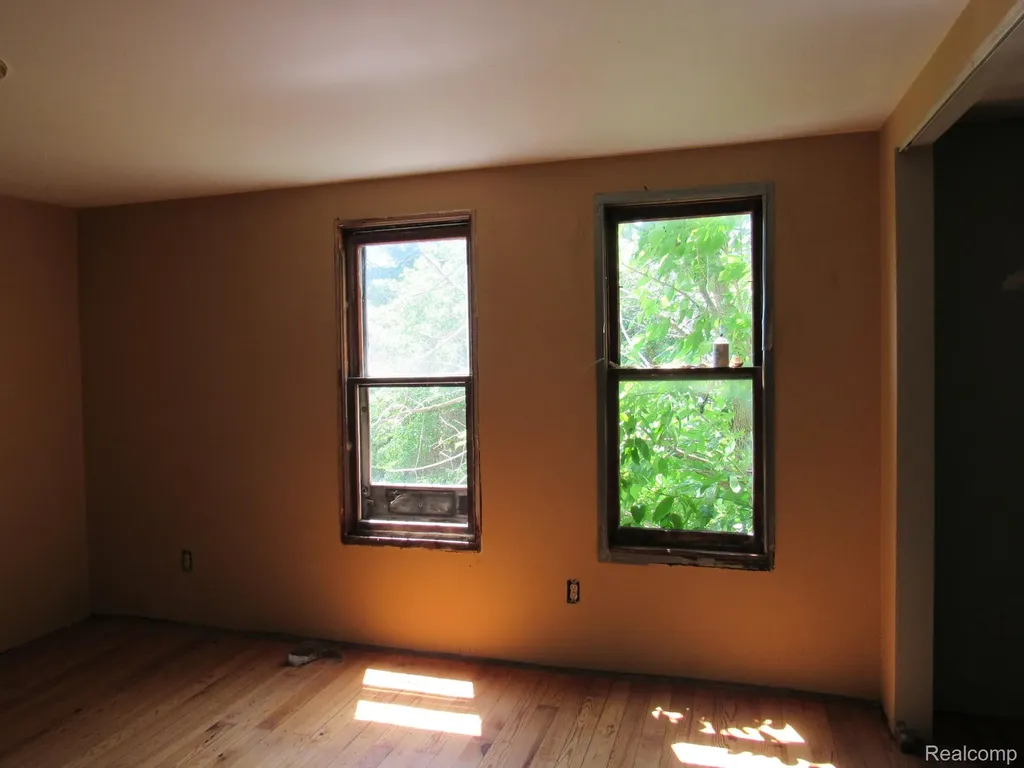 695 W Cass Avenue Road Portsmouth Charter Township MI 48708