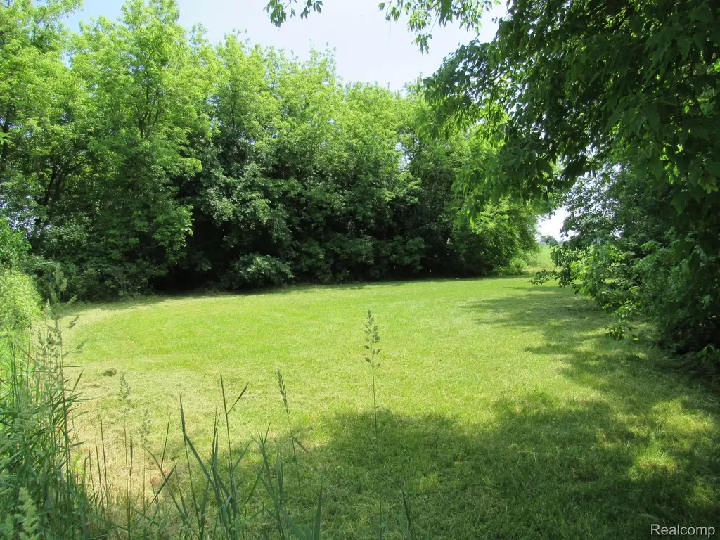 695 W Cass Avenue Road Portsmouth Charter Township MI 48708
