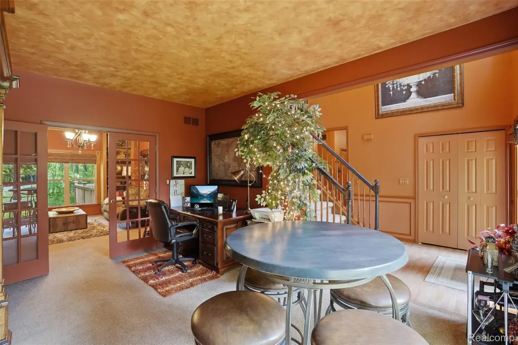 2790 Pine Bluffs Court Highland Charter Township MI 48357