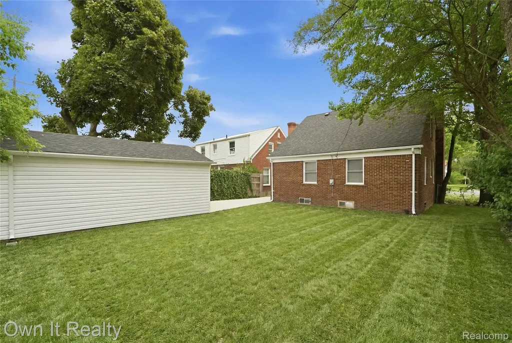 19965 Appoline Street Detroit City MI 48235