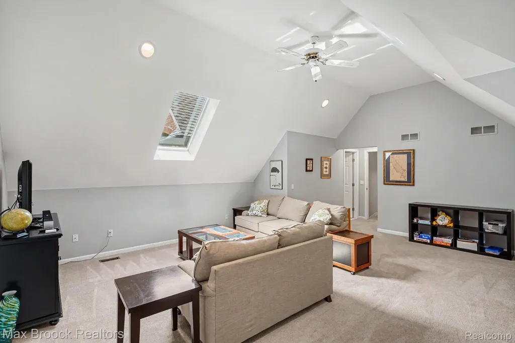 1300 Oak Hollow Drive Milford Charter Township MI 48380