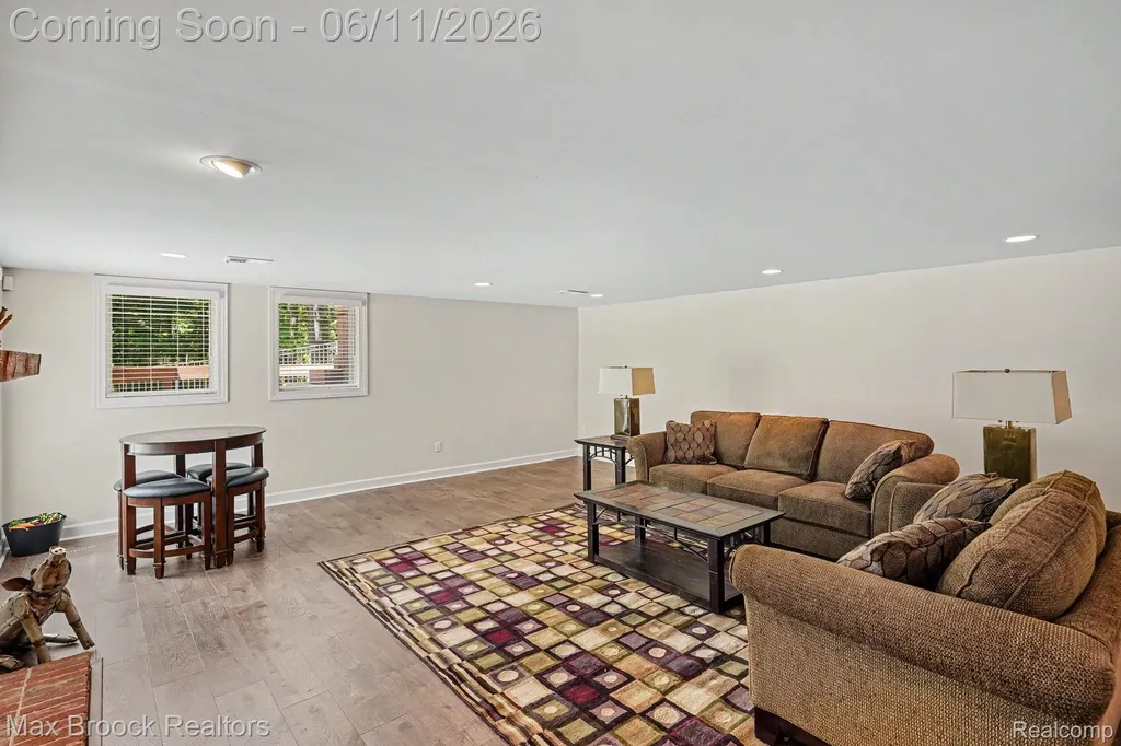 1300 Oak Hollow Drive Milford Charter Township MI 48380