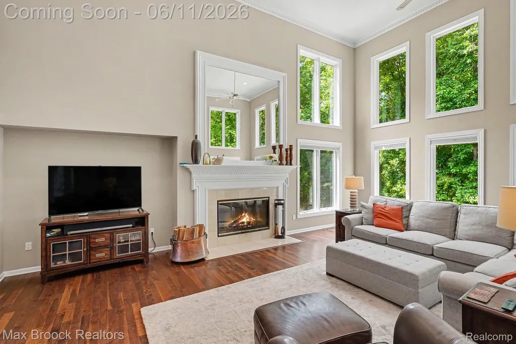 1300 Oak Hollow Drive Milford Charter Township MI 48380
