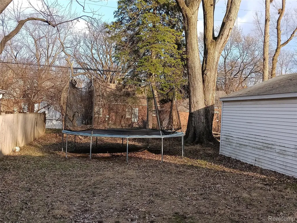 11332 Riverdale Redford Charter Township MI 48239