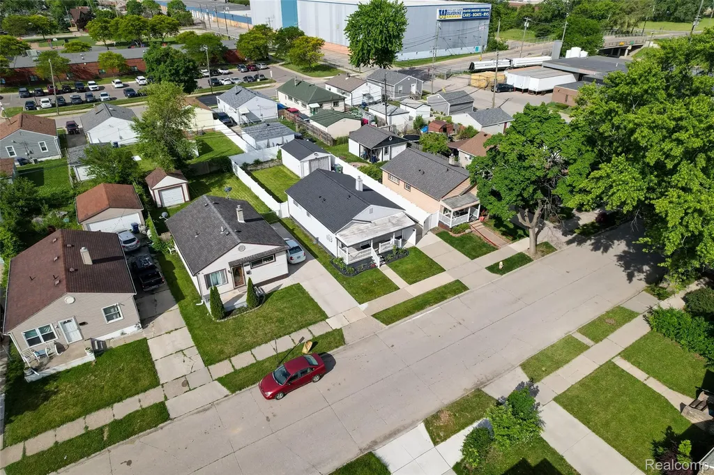 1571 University Avenue Lincoln Park City MI 48146