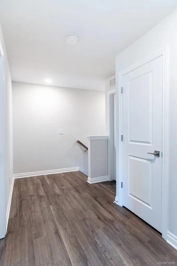 12 Grandview Circle Grandview Circle White Lake Charter Township MI 48386