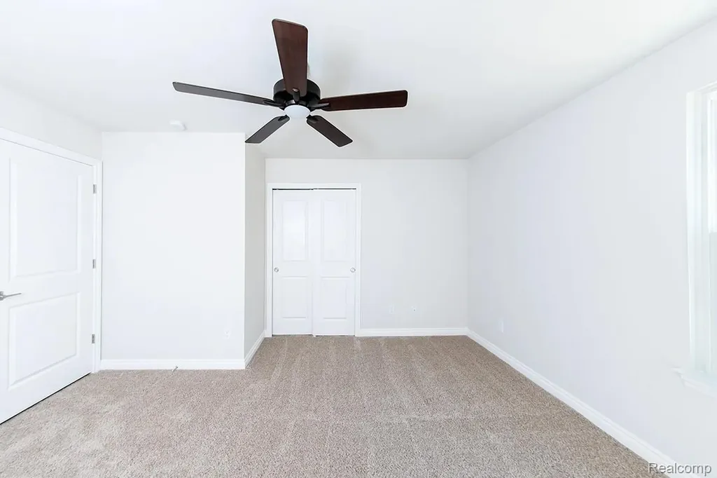12 Grandview Circle Grandview Circle White Lake Charter Township MI 48386