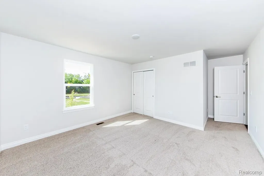 12 Grandview Circle Grandview Circle White Lake Charter Township MI 48386