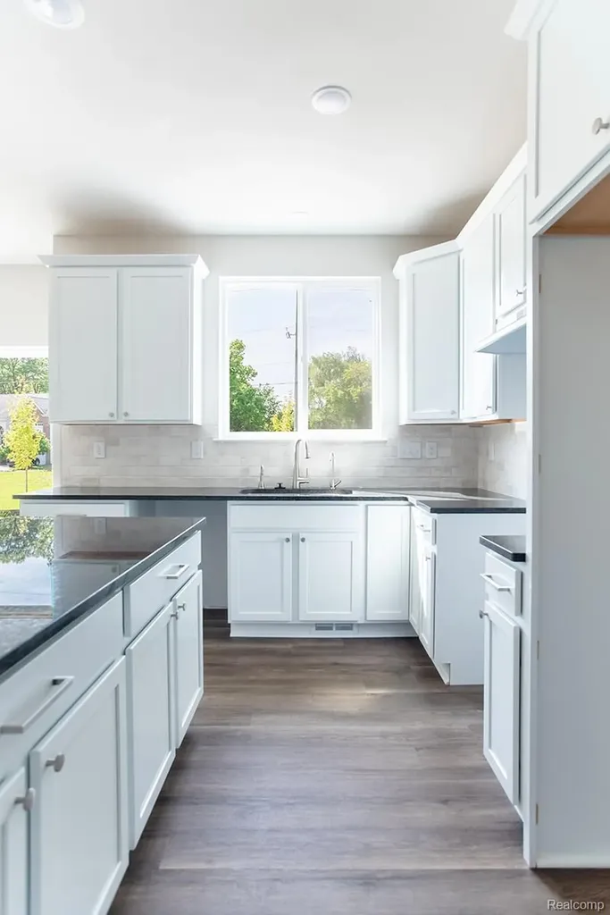 12 Grandview Circle Grandview Circle White Lake Charter Township MI 48386