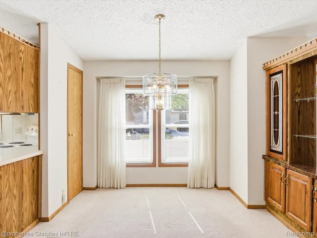3333 Ravenswood Road Marysville City MI 48040