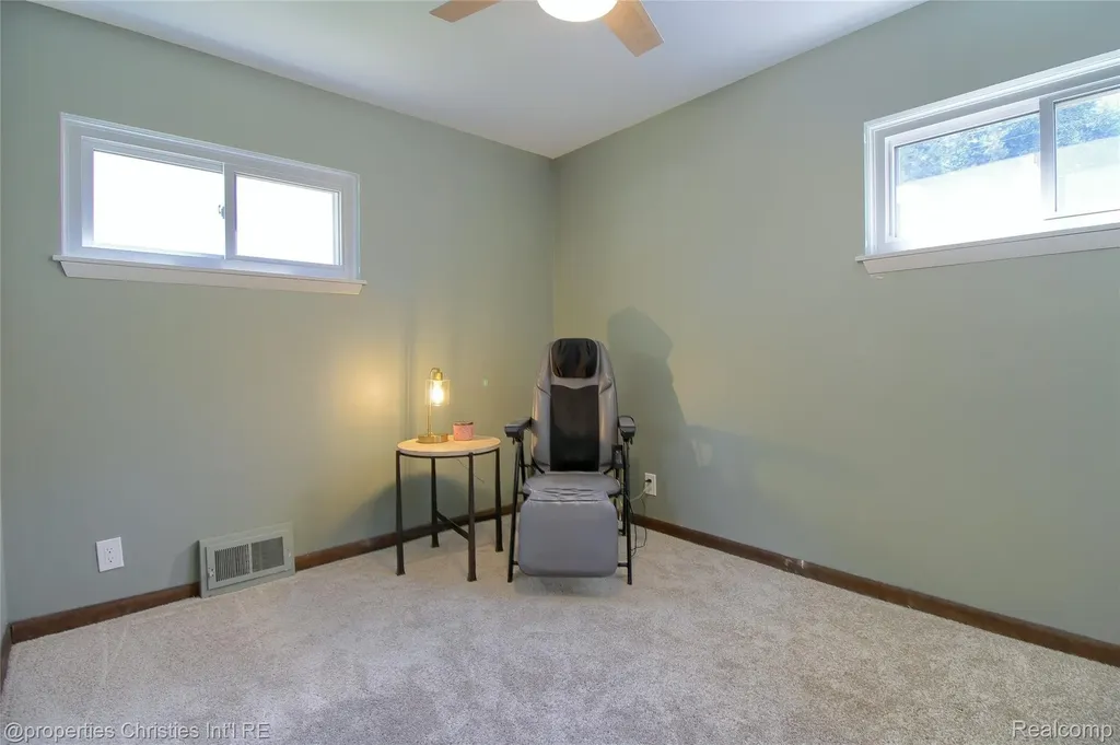 3143 Prairie Avenue Royal Oak City MI 48073