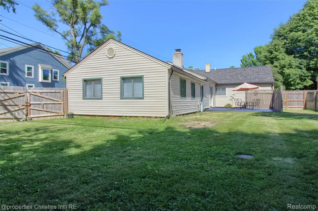 3143 Prairie Avenue Royal Oak City MI 48073