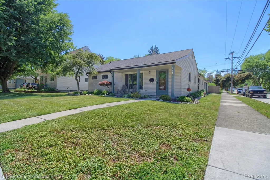 3143 Prairie Avenue Royal Oak City MI 48073