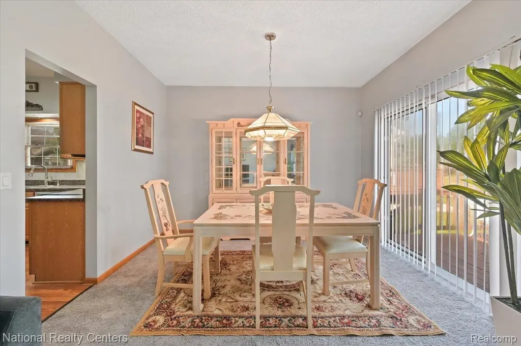 31055 Seneca Lane Novi City MI 48377