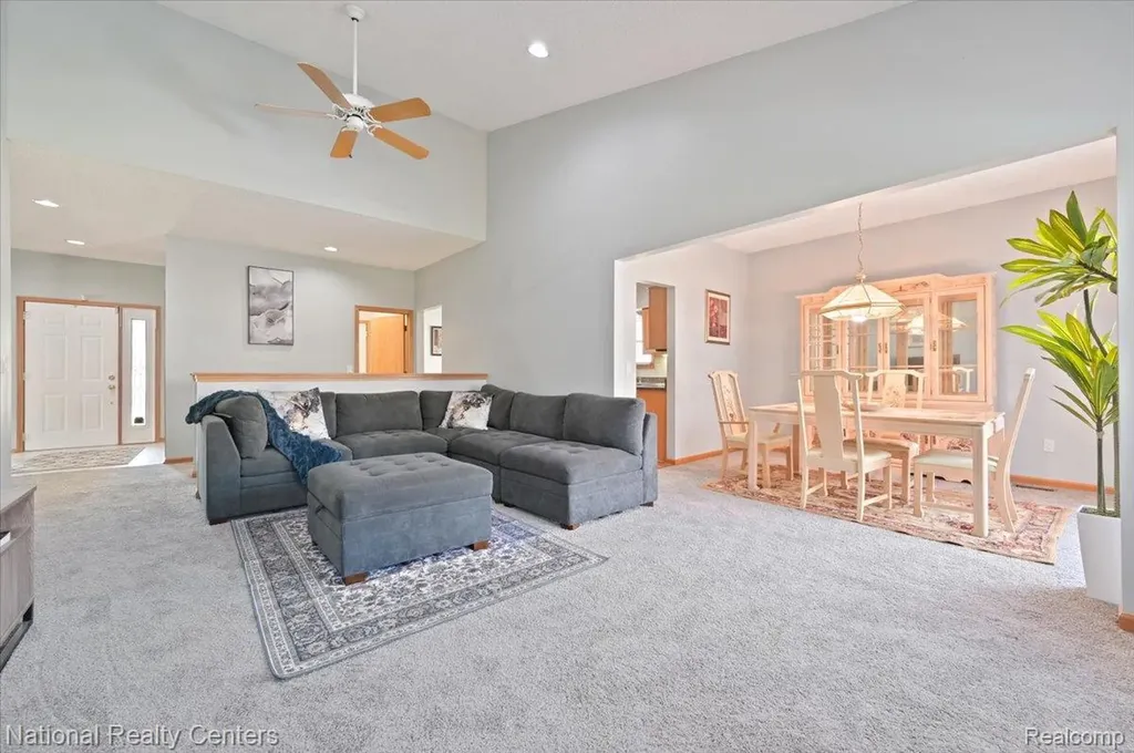 31055 Seneca Lane Novi City MI 48377