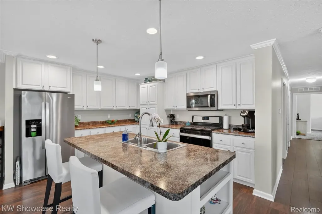 52525 Willow Wood Court Chesterfield Township MI 48051