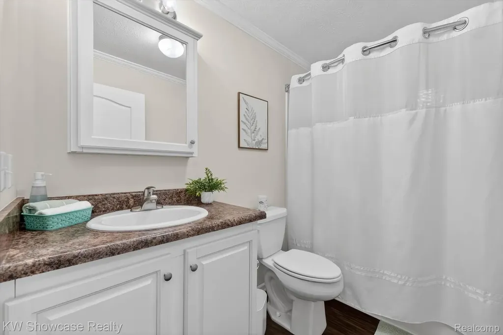 52525 Willow Wood Court Chesterfield Township MI 48051