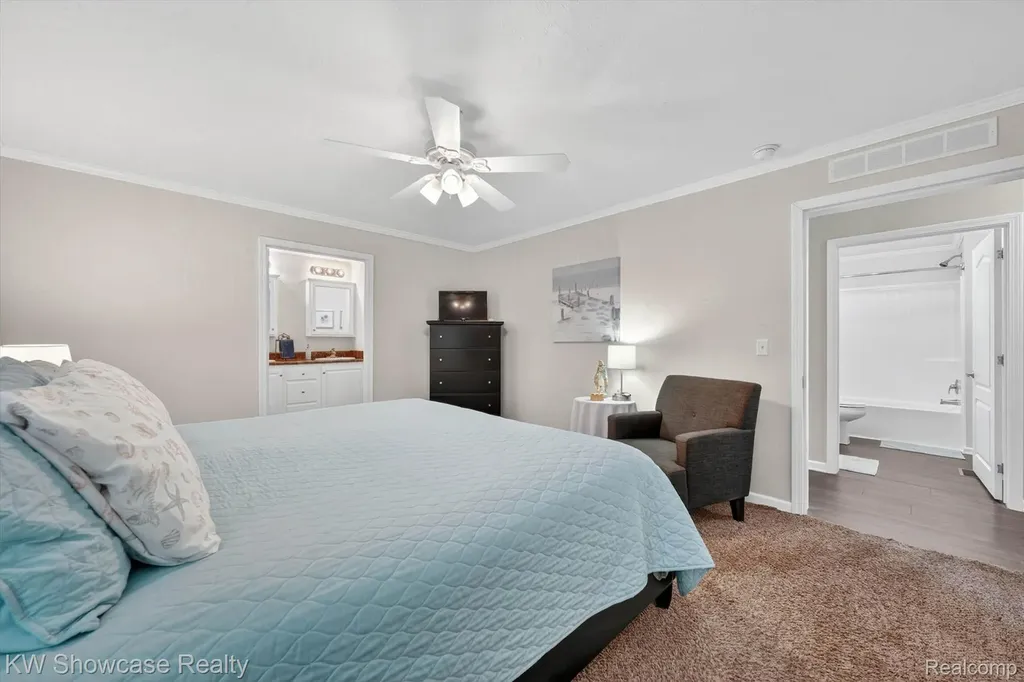 52525 Willow Wood Court Chesterfield Township MI 48051