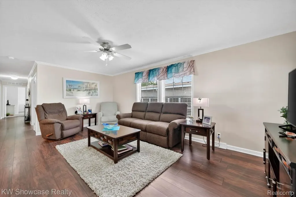 52525 Willow Wood Court Chesterfield Township MI 48051