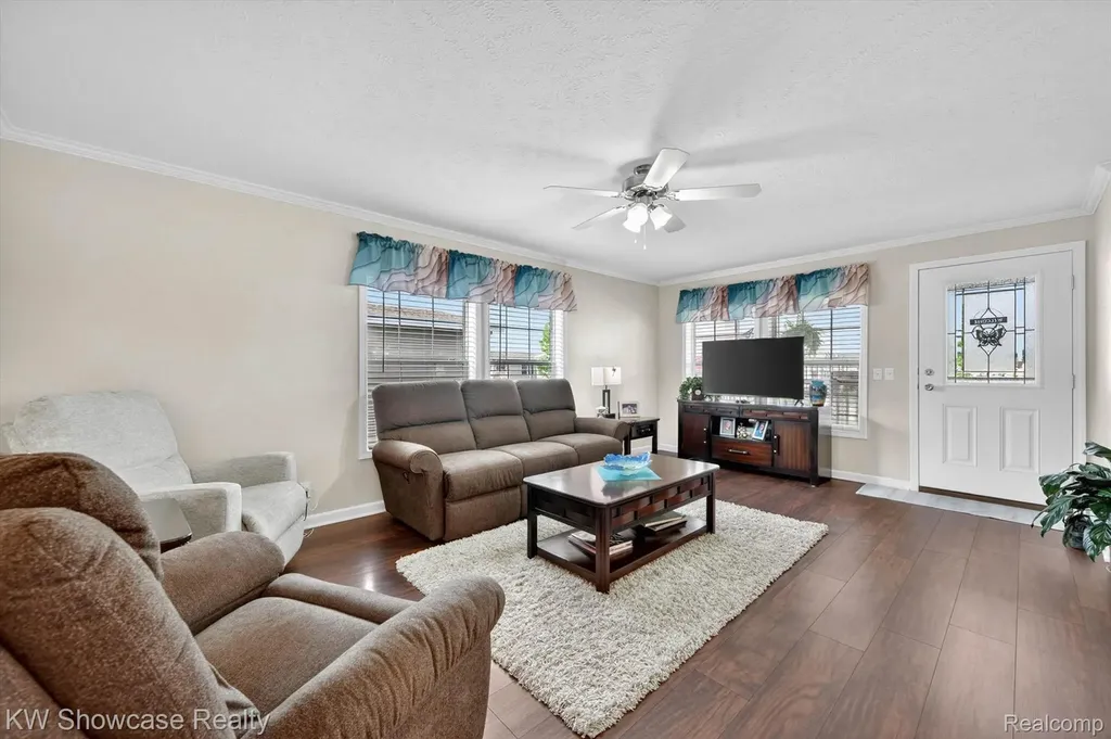 52525 Willow Wood Court Chesterfield Township MI 48051