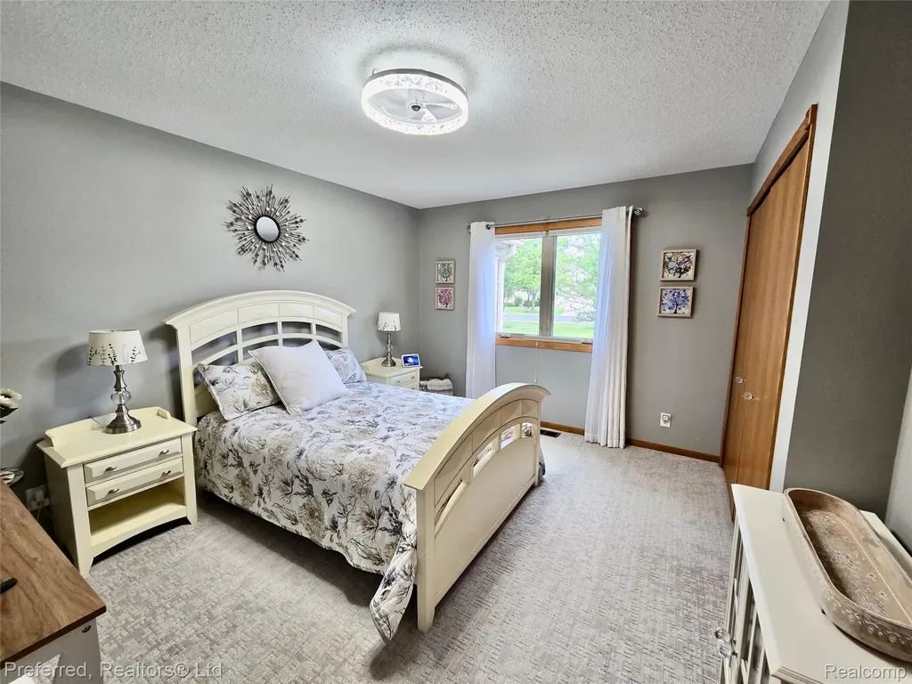 222 Edington Circle Canton Charter Township MI 48187