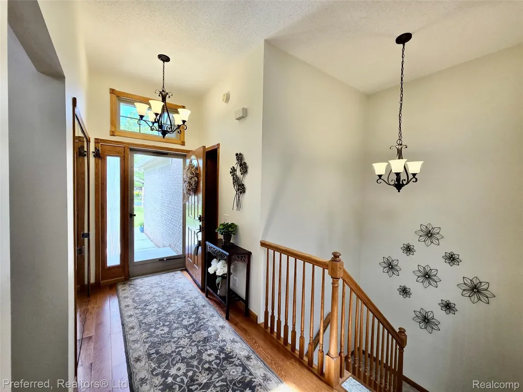 222 Edington Circle Canton Charter Township MI 48187
