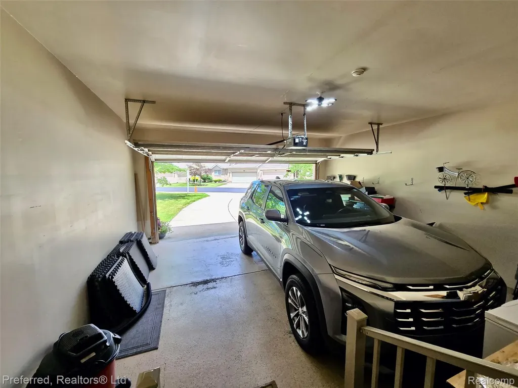 222 Edington Circle Canton Charter Township MI 48187